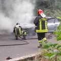 Artena, auto in fiamme: intervengono i Vigili del fuoco
