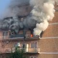 Appartamento a fuoco a Ciampino, evacuati diversi palazzi [VIDEO]