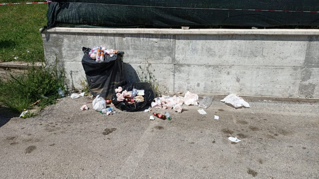 rifiuti madonna artena piazzale genocchi