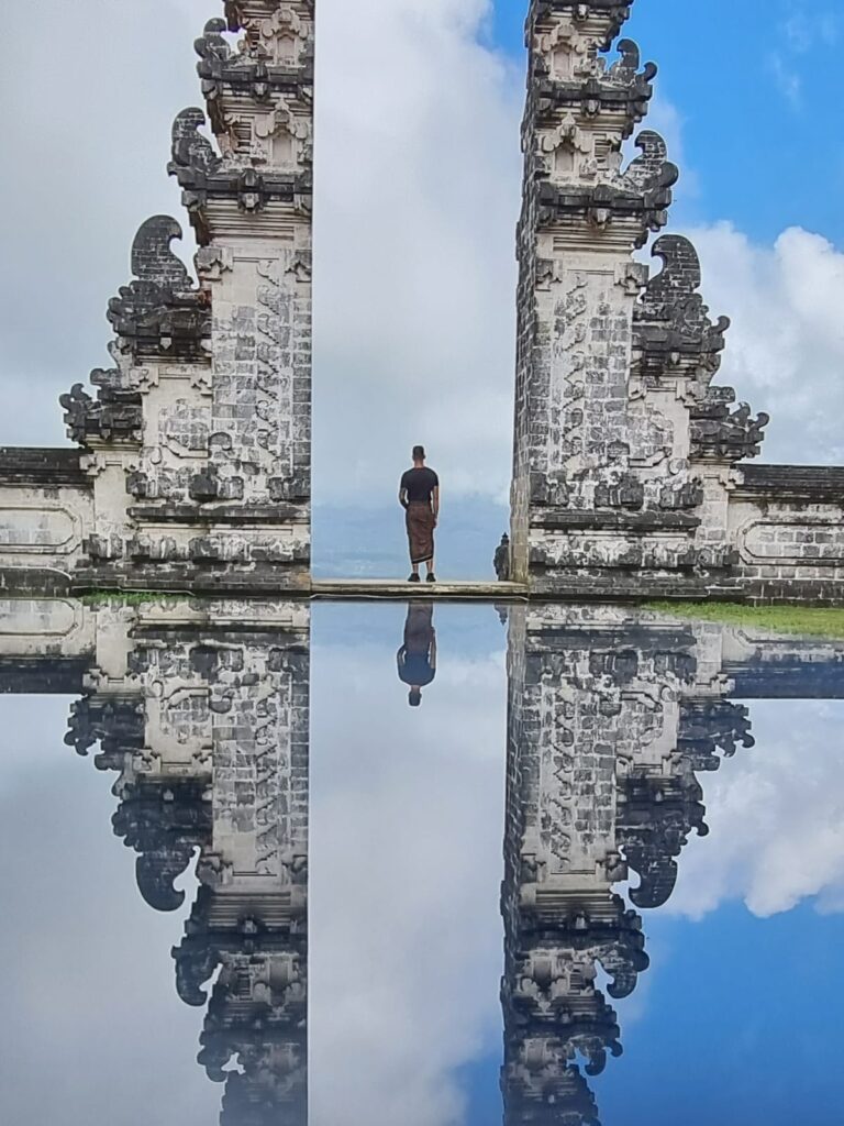 La "Porta del Paradiso" bali