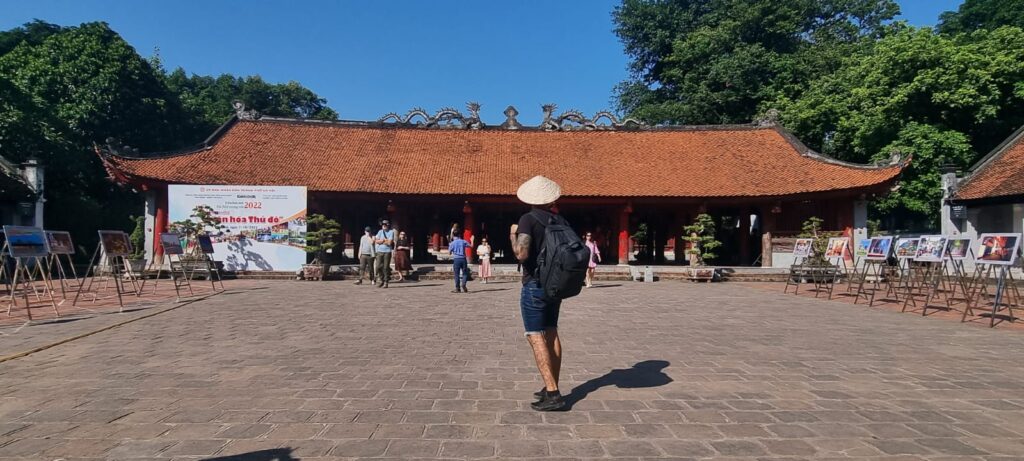 hanoi gabriele pizzotti tempio letteratura