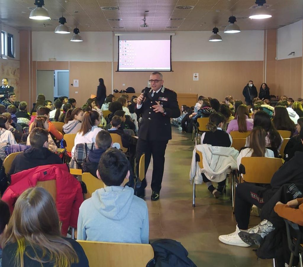 colleferro carabinieri de lisa scuole